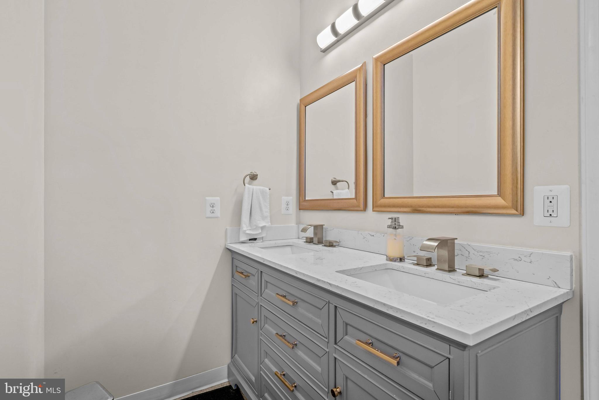 THE HARBOURS AT SOLOMONS ISLAND - Residential