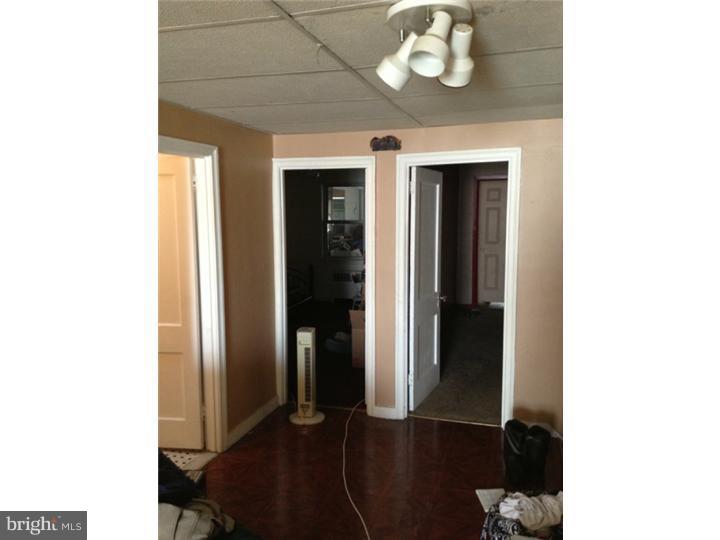 CASTOR GARDENS - Commercial Sale