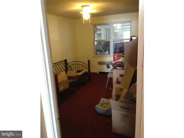 CASTOR GARDENS - Commercial Sale