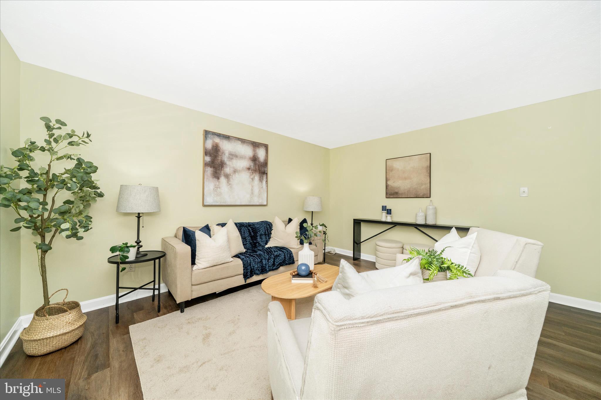 NEW CUT FARMS - Residential
