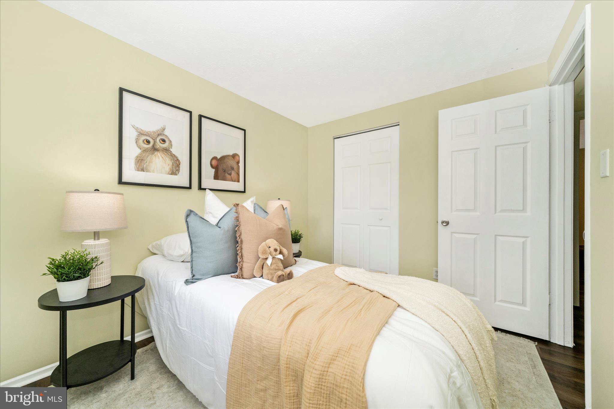 NEW CUT FARMS - Residential