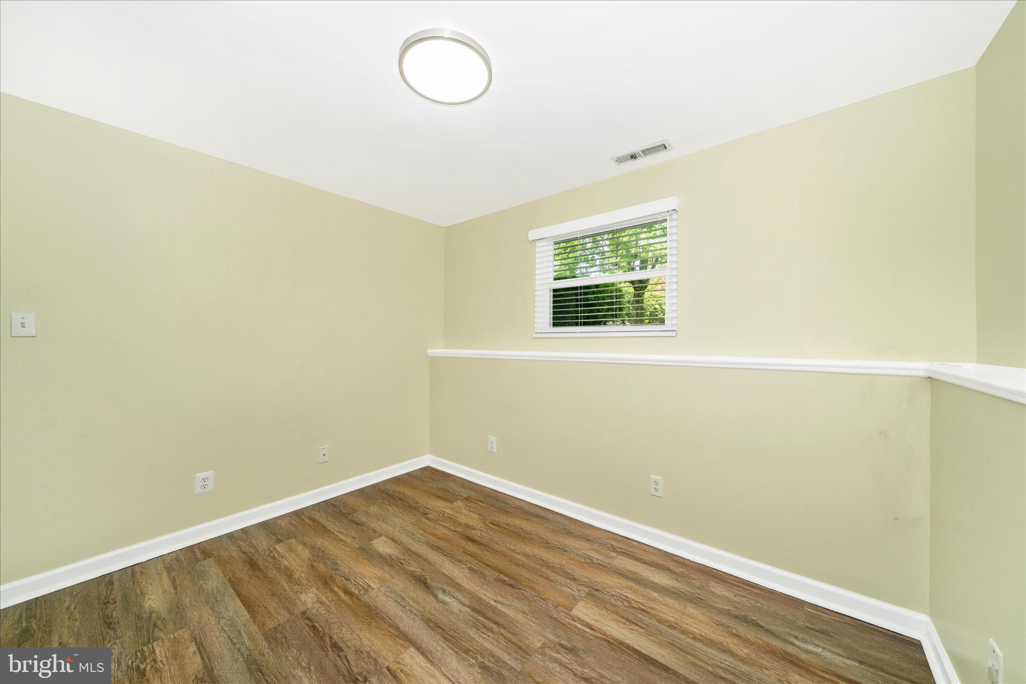 NEW CUT FARMS - Residential