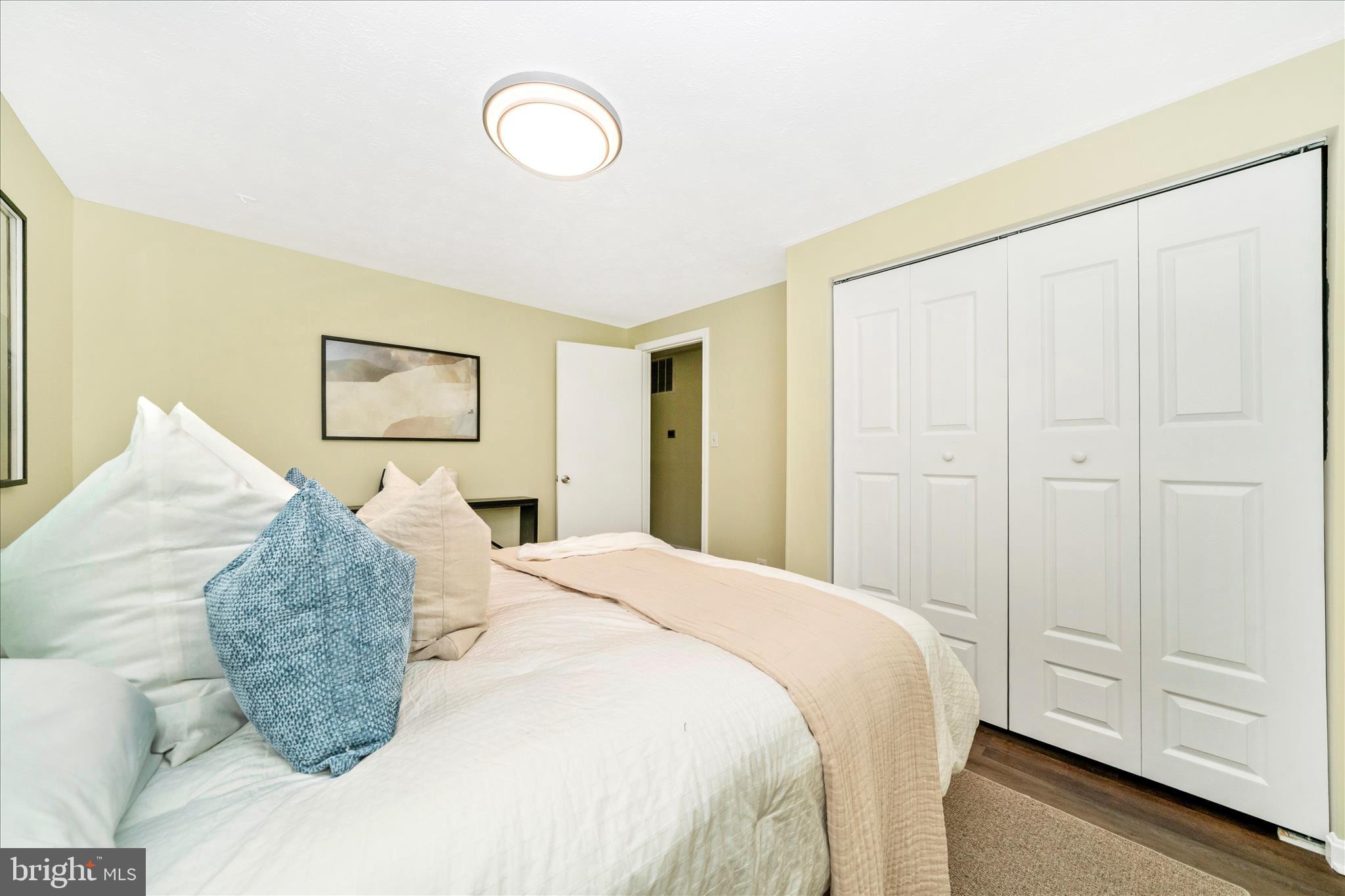 NEW CUT FARMS - Residential