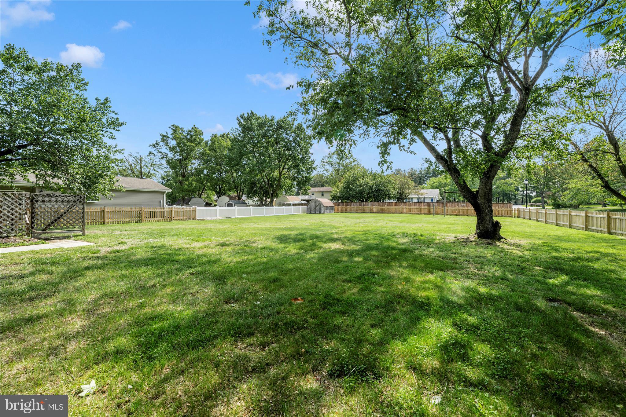 NEW CUT FARMS - Residential