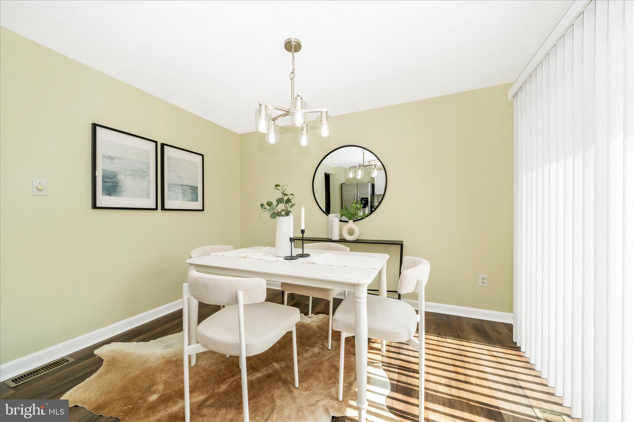 NEW CUT FARMS - Residential