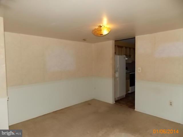 WHISPERING WOODS - Residential