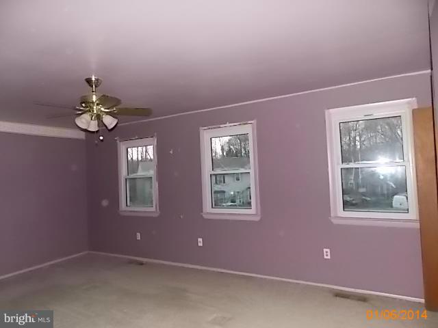 WHISPERING WOODS - Residential