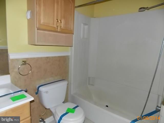 WHISPERING WOODS - Residential