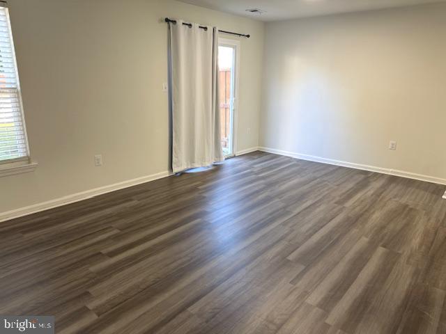 CLOVERLEAF TOWNHOUSES - Residential Lease