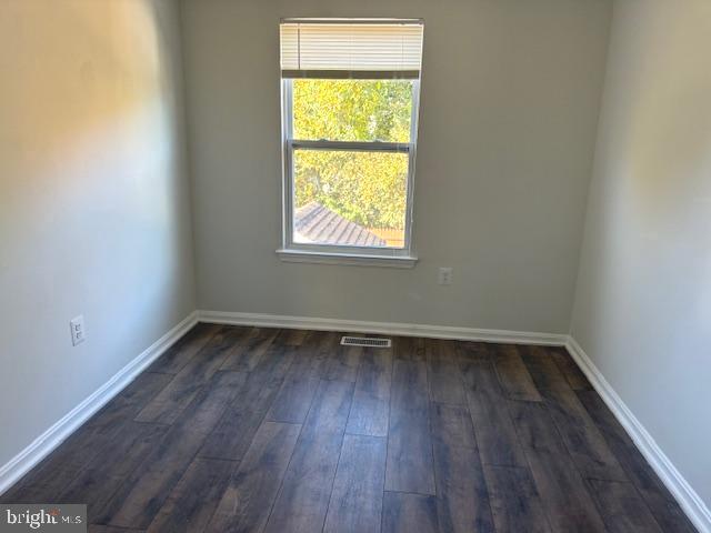 CLOVERLEAF TOWNHOUSES - Residential Lease