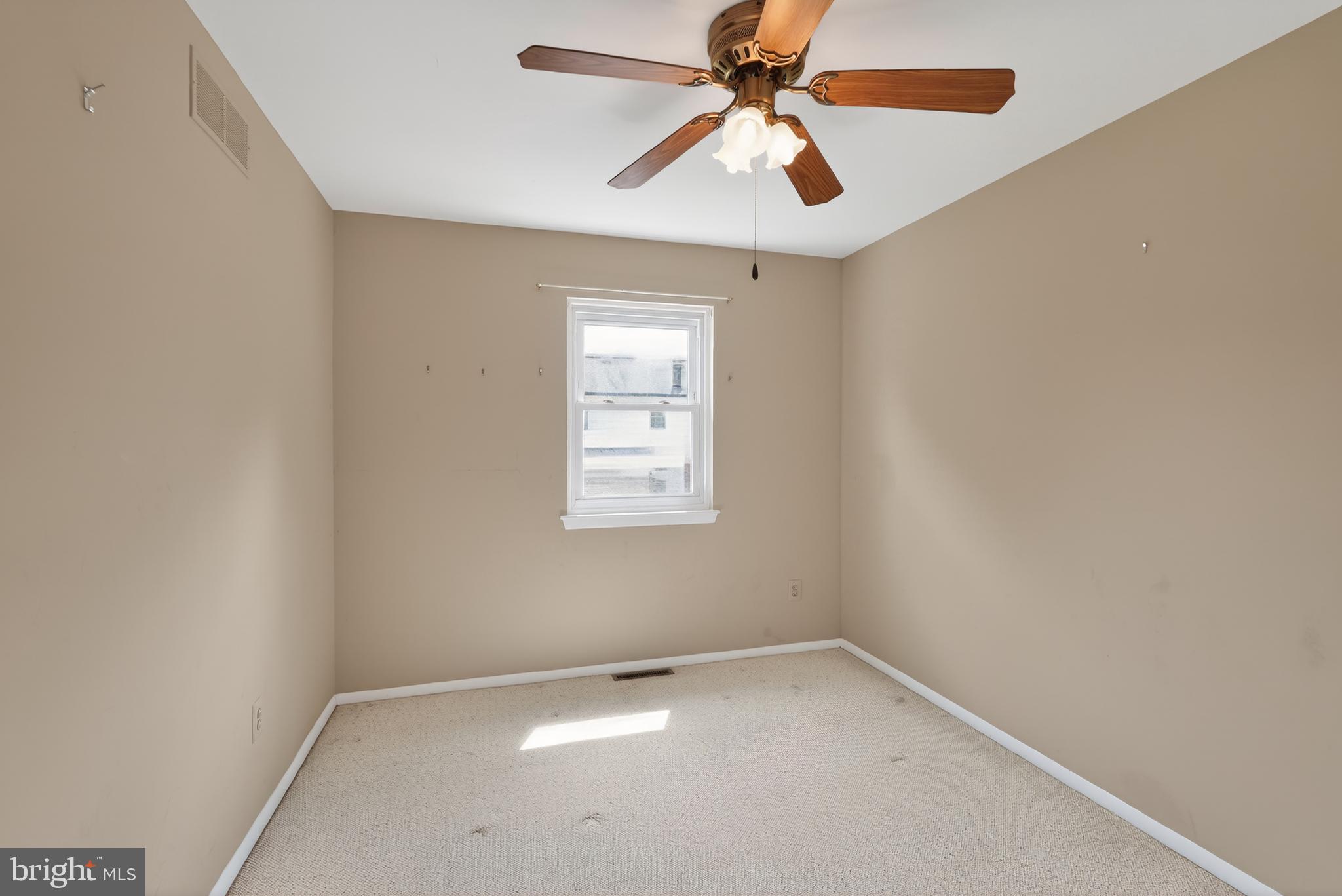 BRITTANY GLEN - Residential