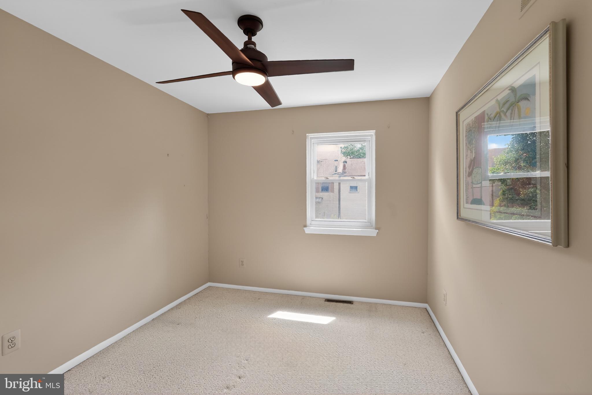 BRITTANY GLEN - Residential