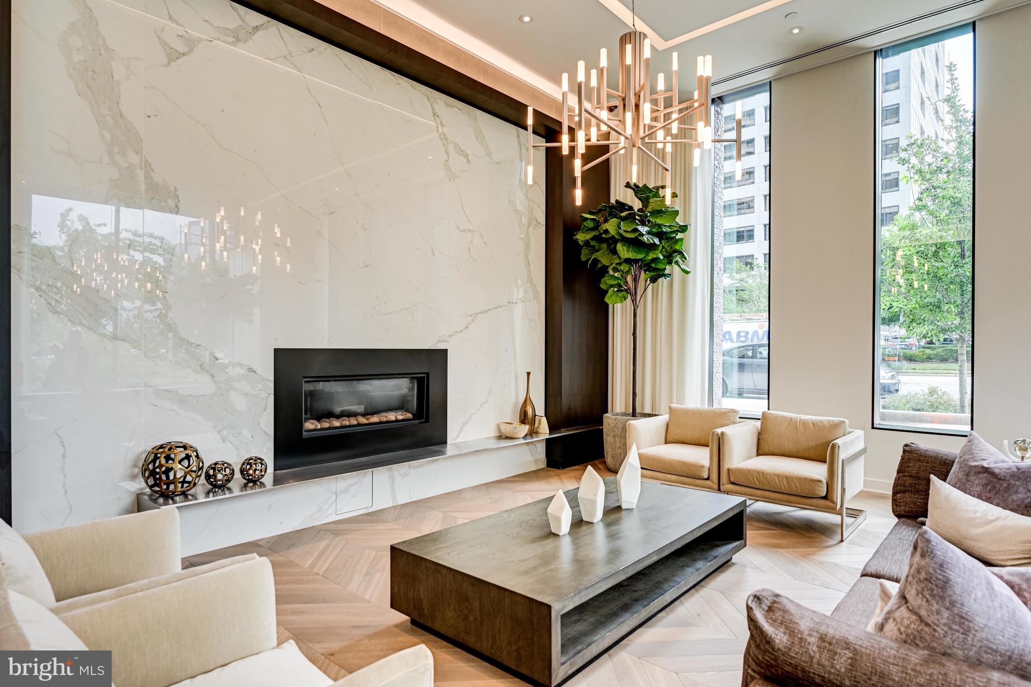 THE VERSE CONDO - Residential