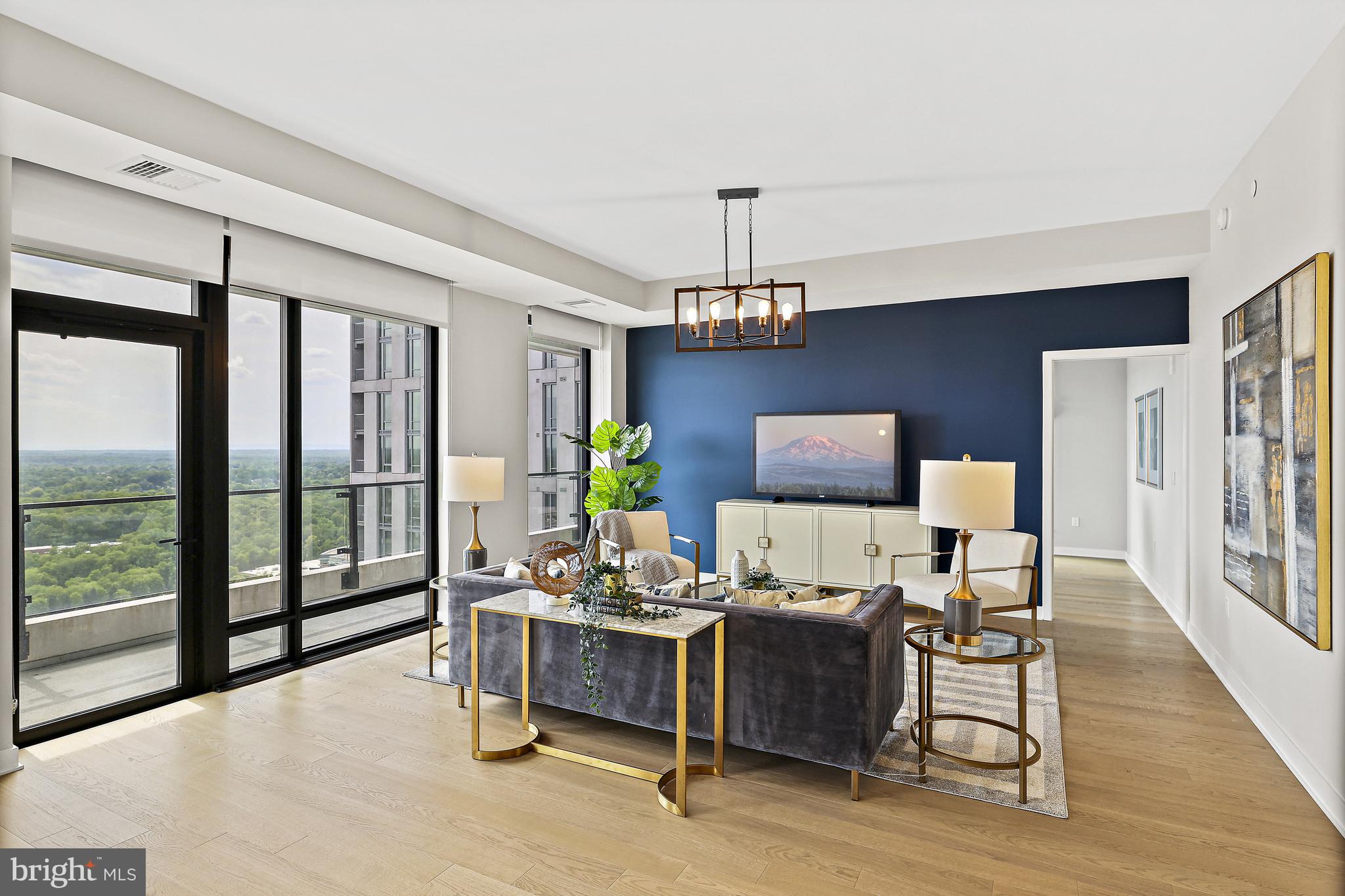 THE VERSE CONDO - Residential