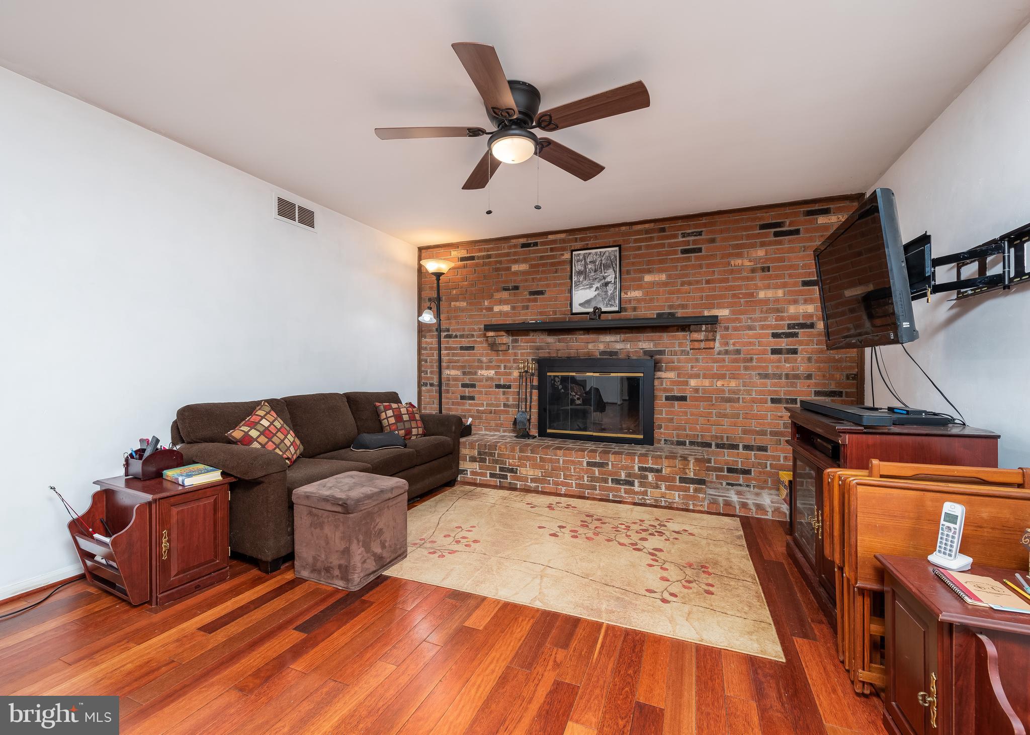 KINGS CONTRIVANCE - Residential