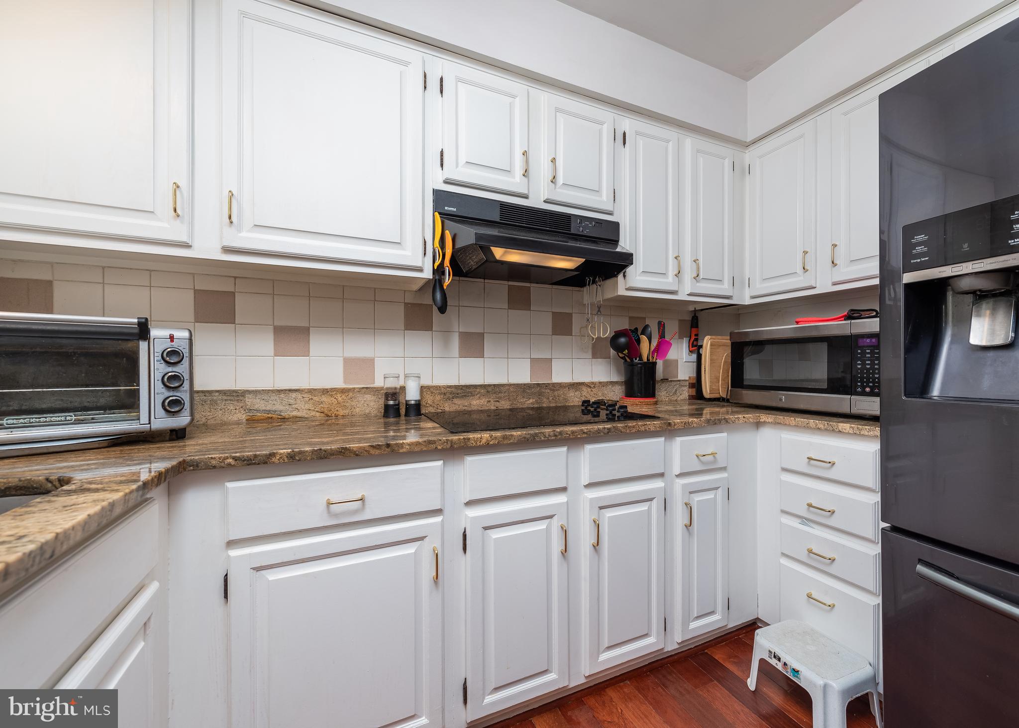 KINGS CONTRIVANCE - Residential