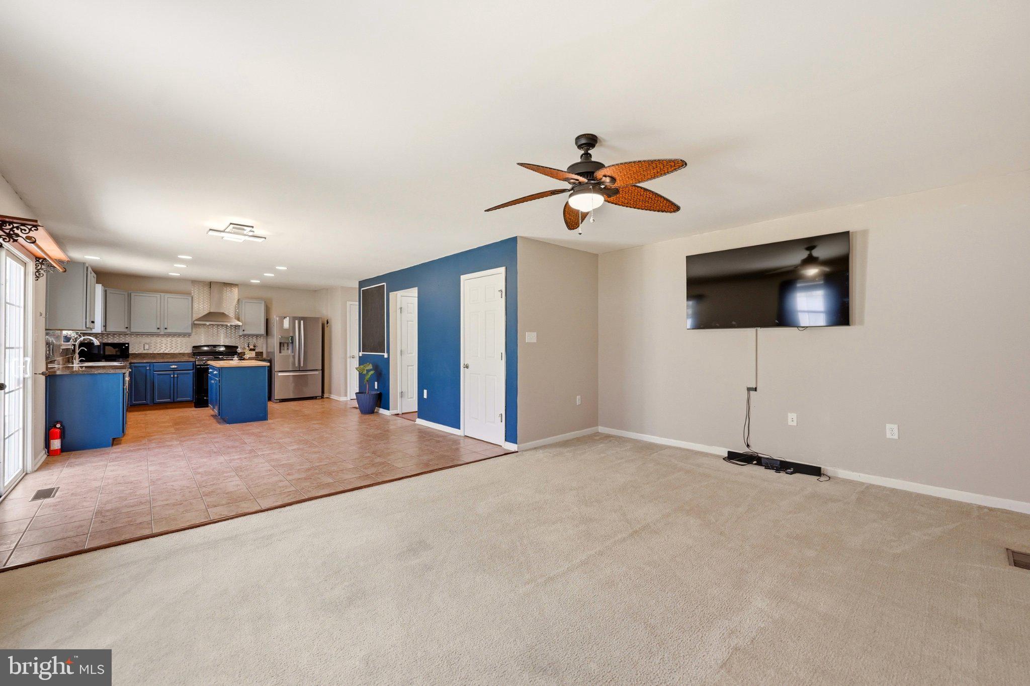 MCCAULEY CROSSING - Residential