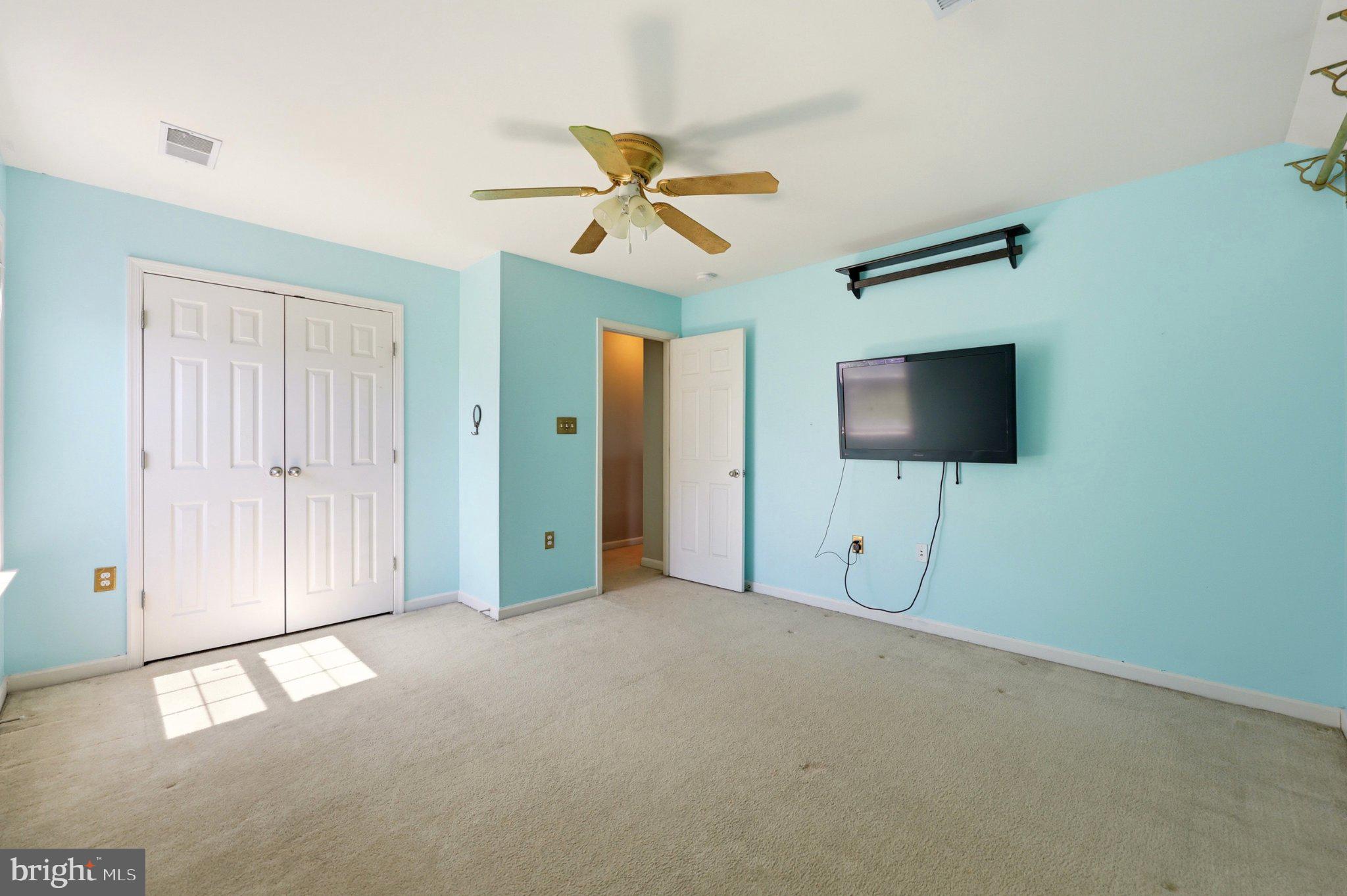 MCCAULEY CROSSING - Residential