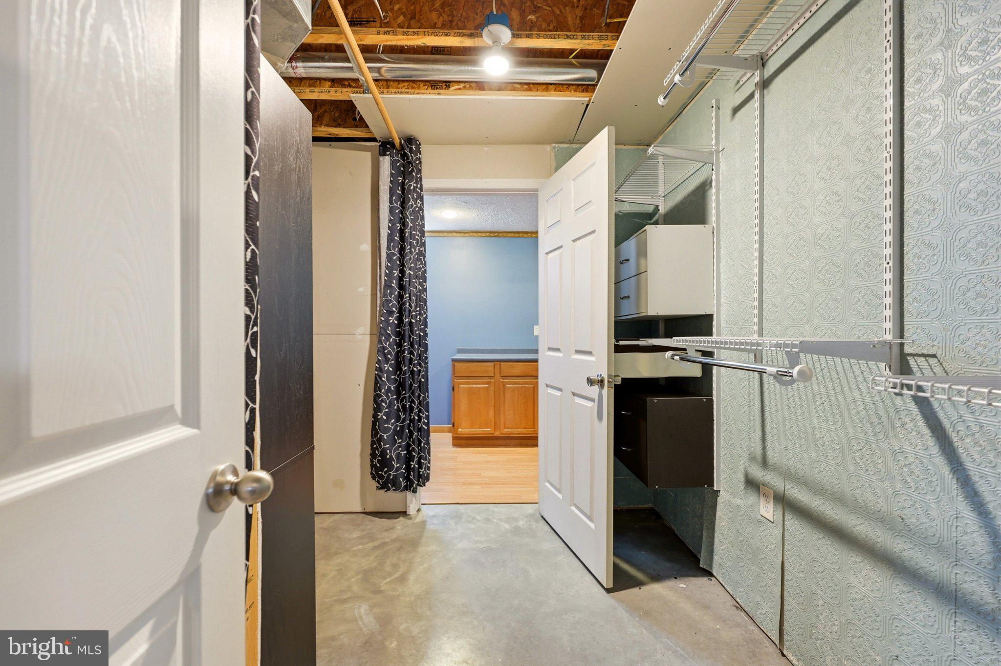 MCCAULEY CROSSING - Residential