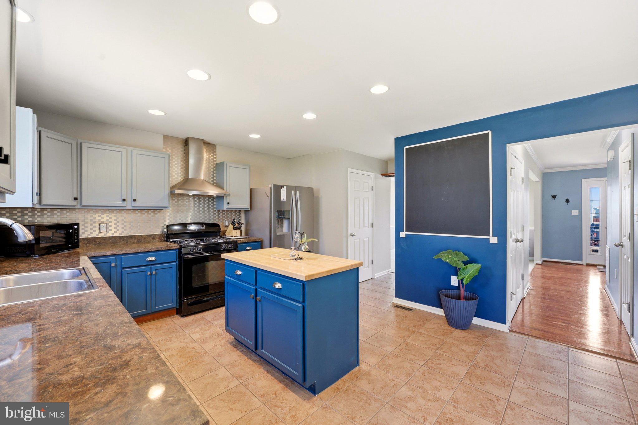 MCCAULEY CROSSING - Residential