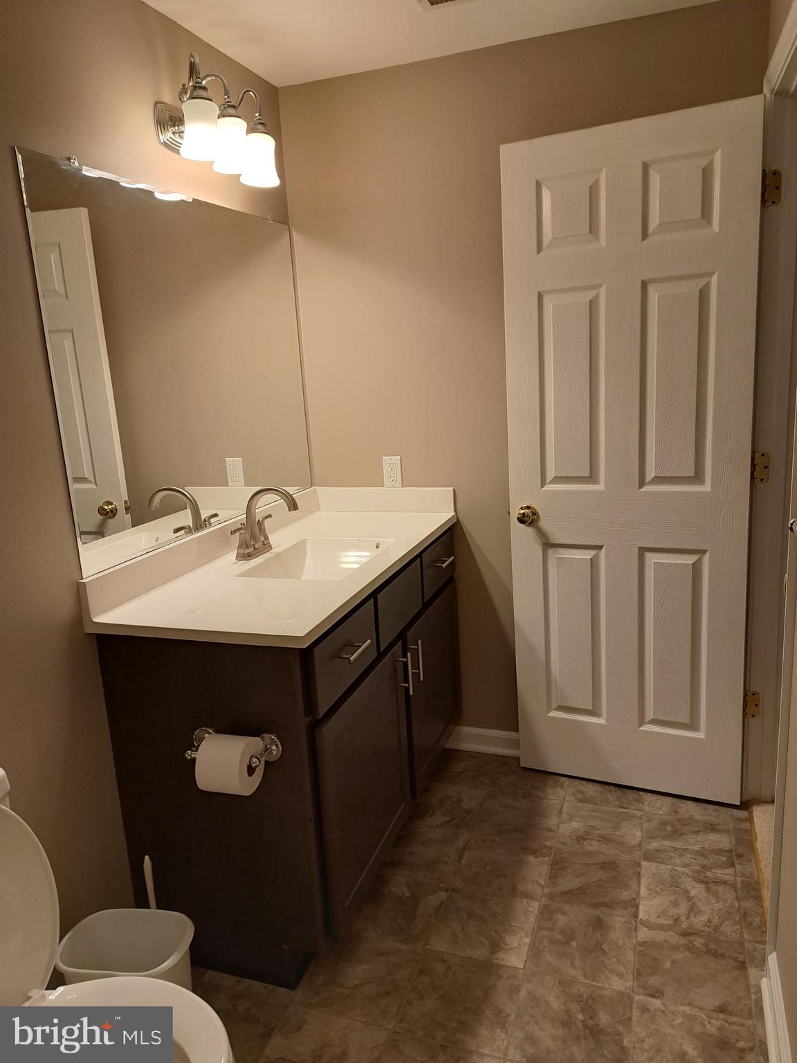 FOX POINT - Residential Lease