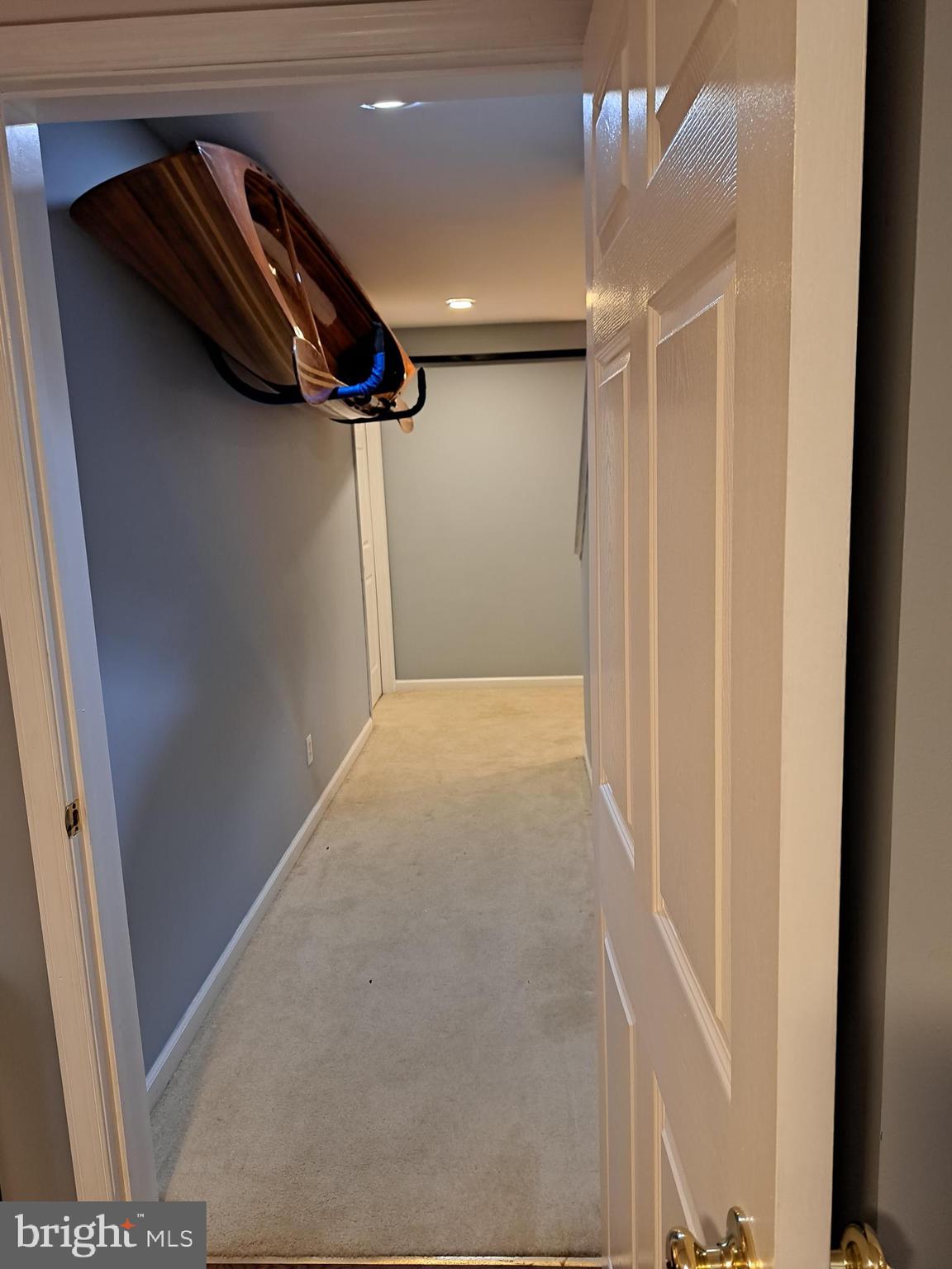 FOX POINT - Residential Lease