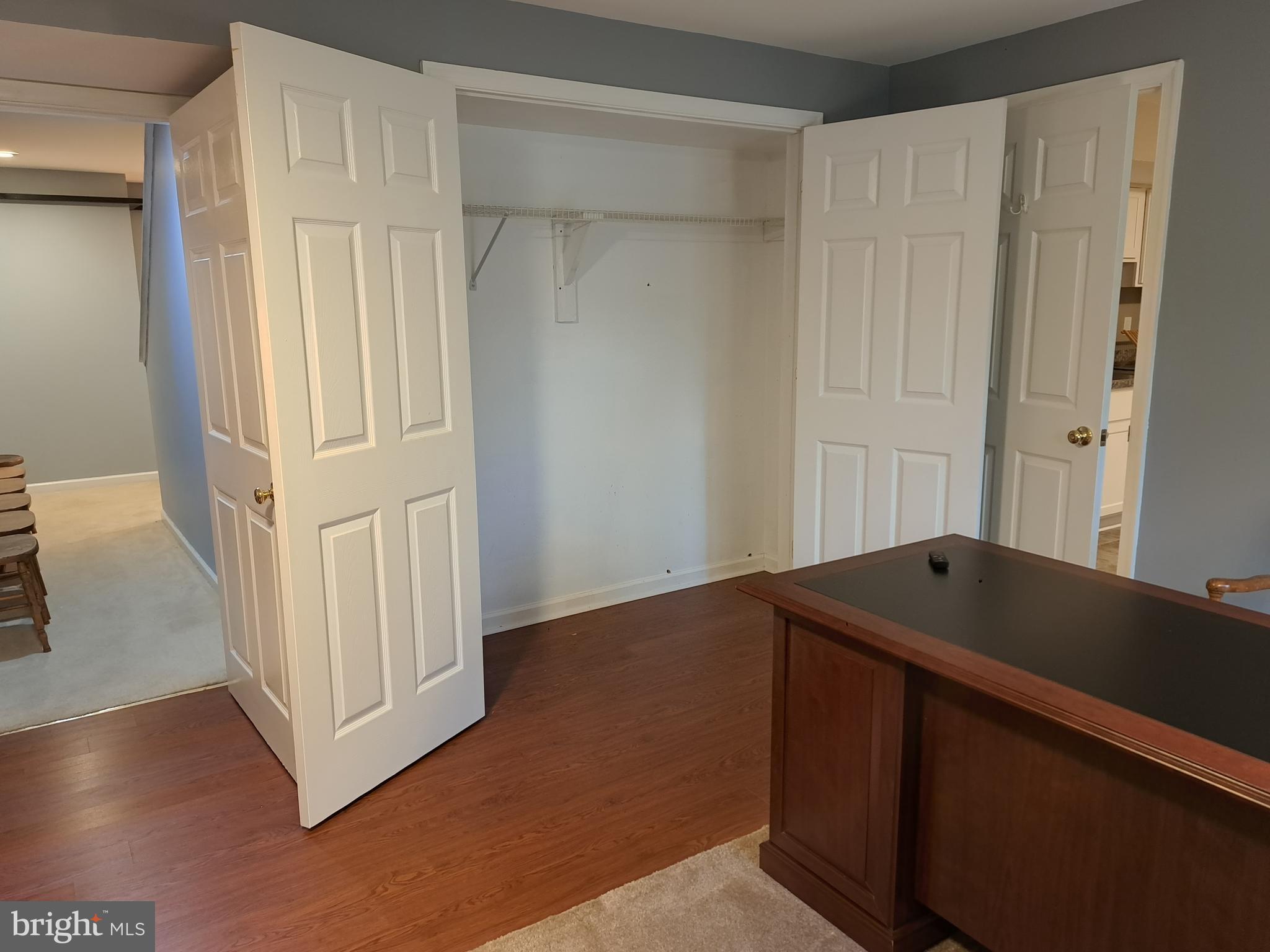 FOX POINT - Residential Lease