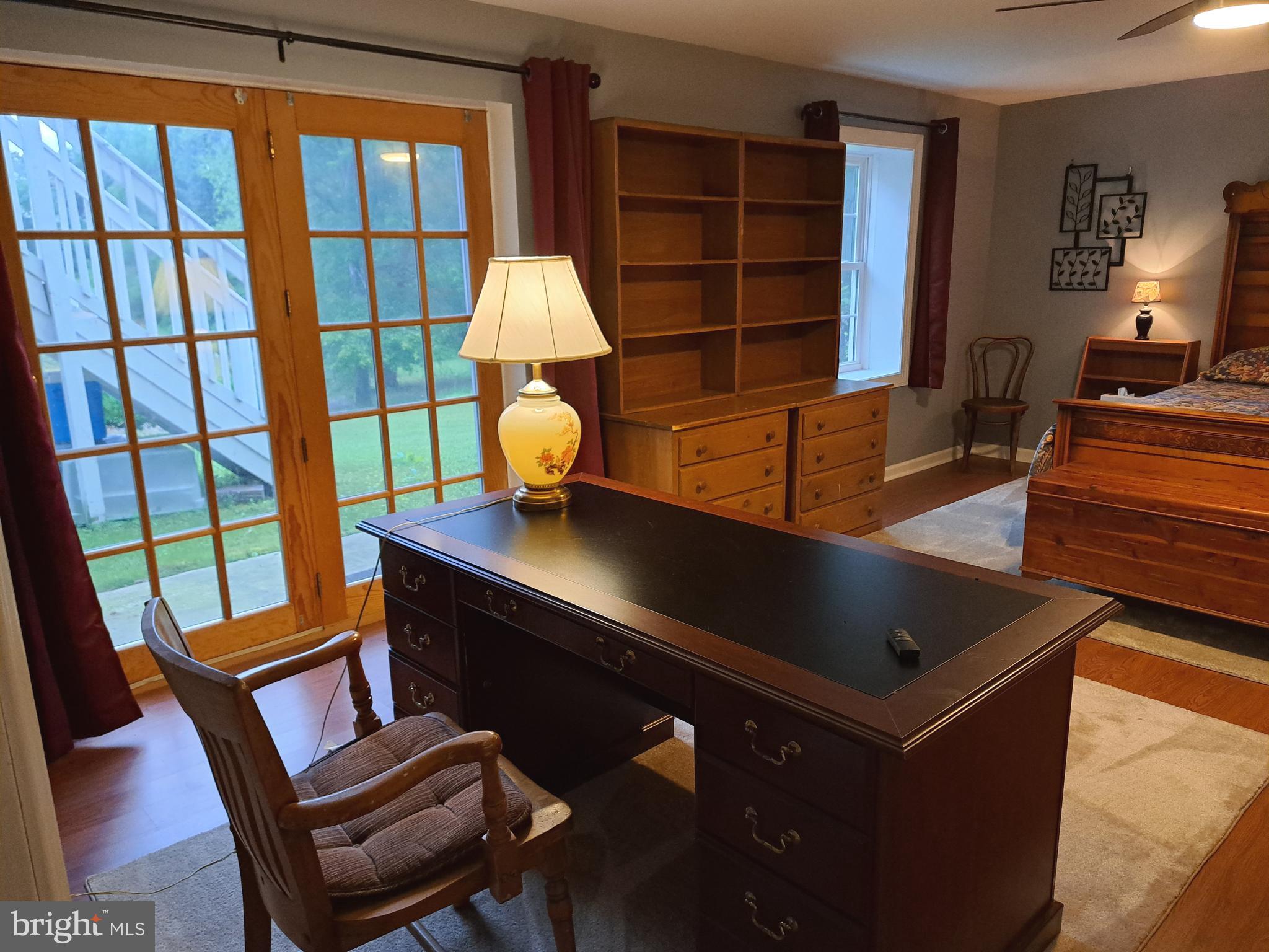 FOX POINT - Residential Lease