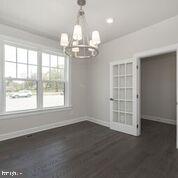 WAYNE GLEN - Residential