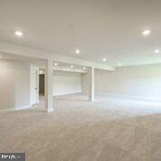 WAYNE GLEN - Residential