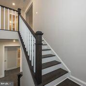 WAYNE GLEN - Residential