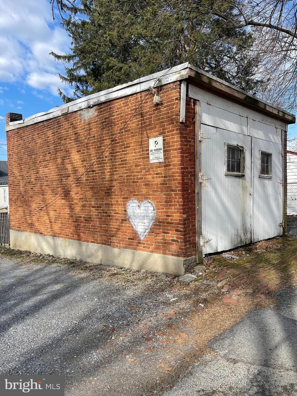 Photo of 655 S QUEEN ST, LANCASTER, PA 17603 (MLS # PALA2031062)