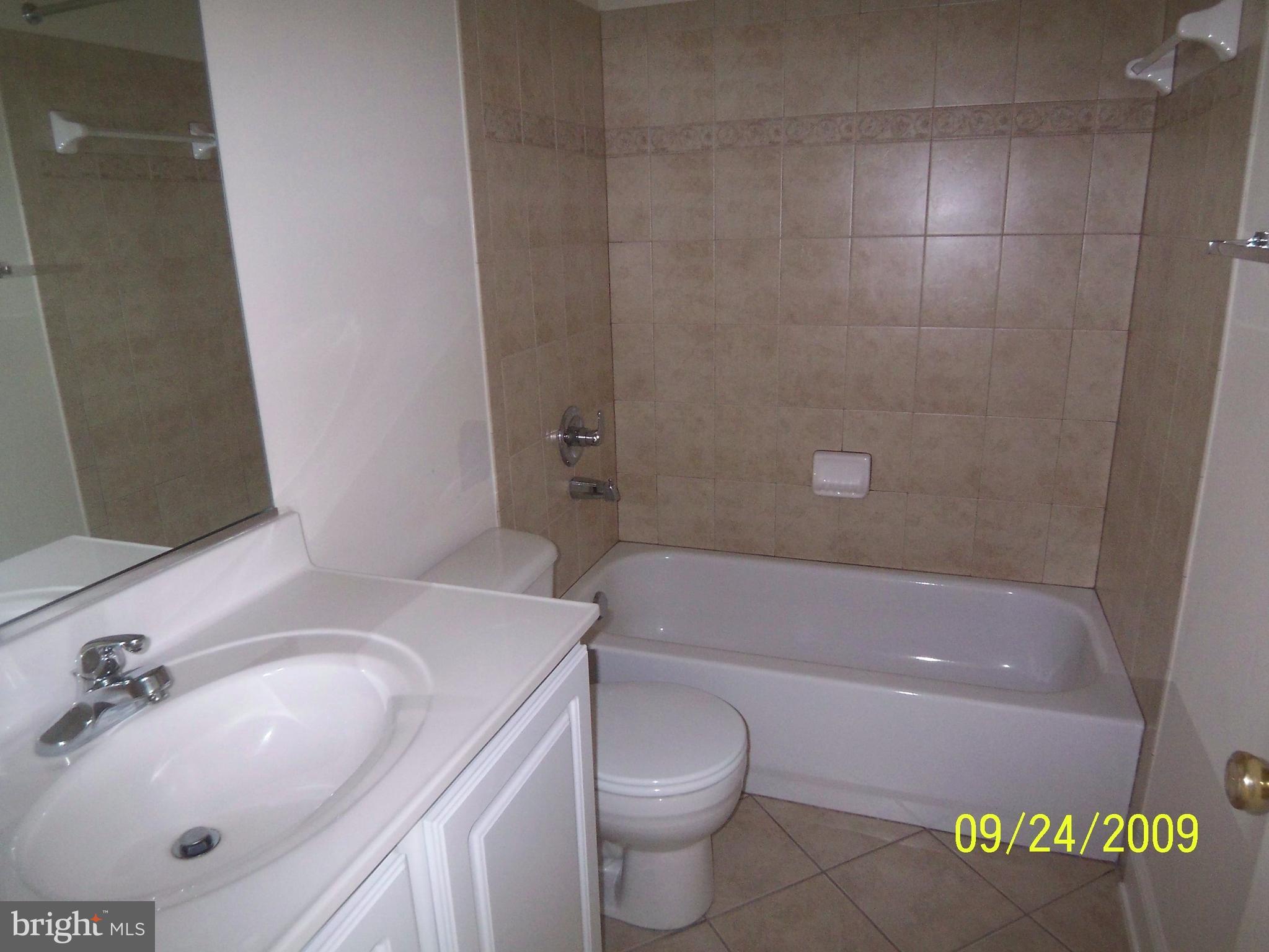 REDLAND ESTATES - Residential Lease