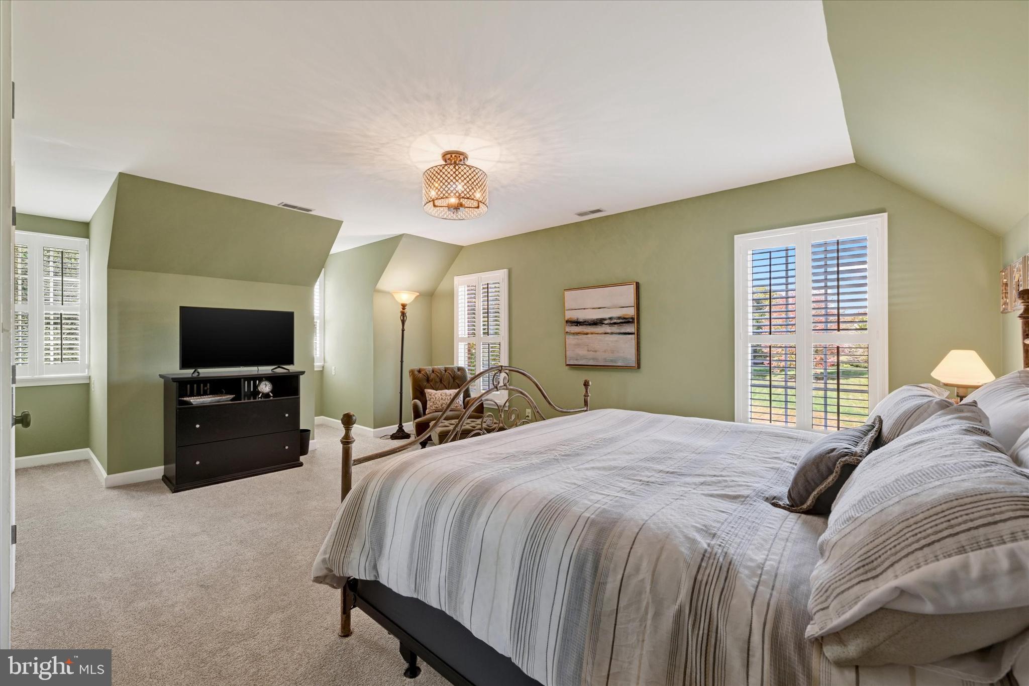 TODD LAKES - Residential