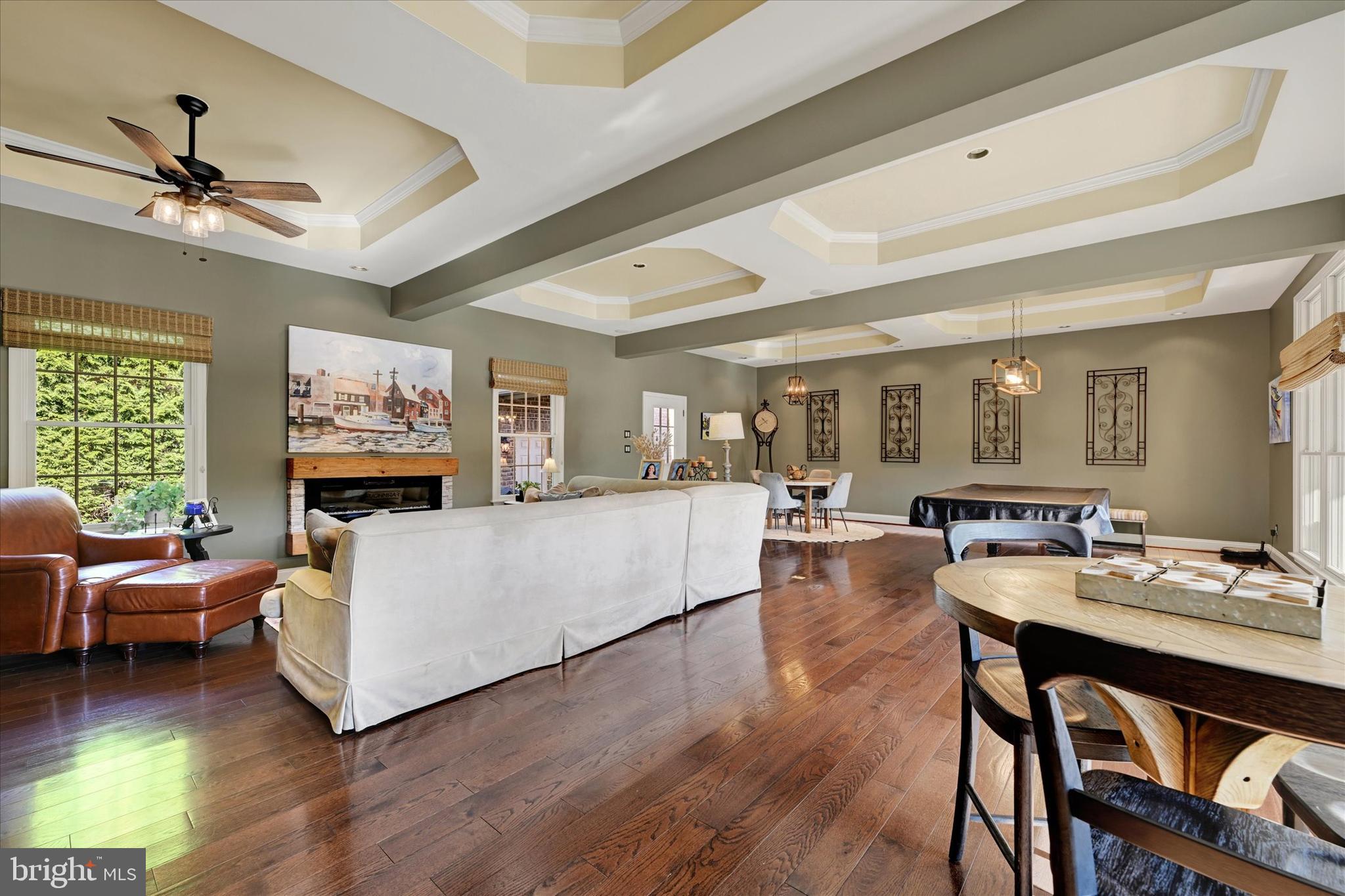 TODD LAKES - Residential