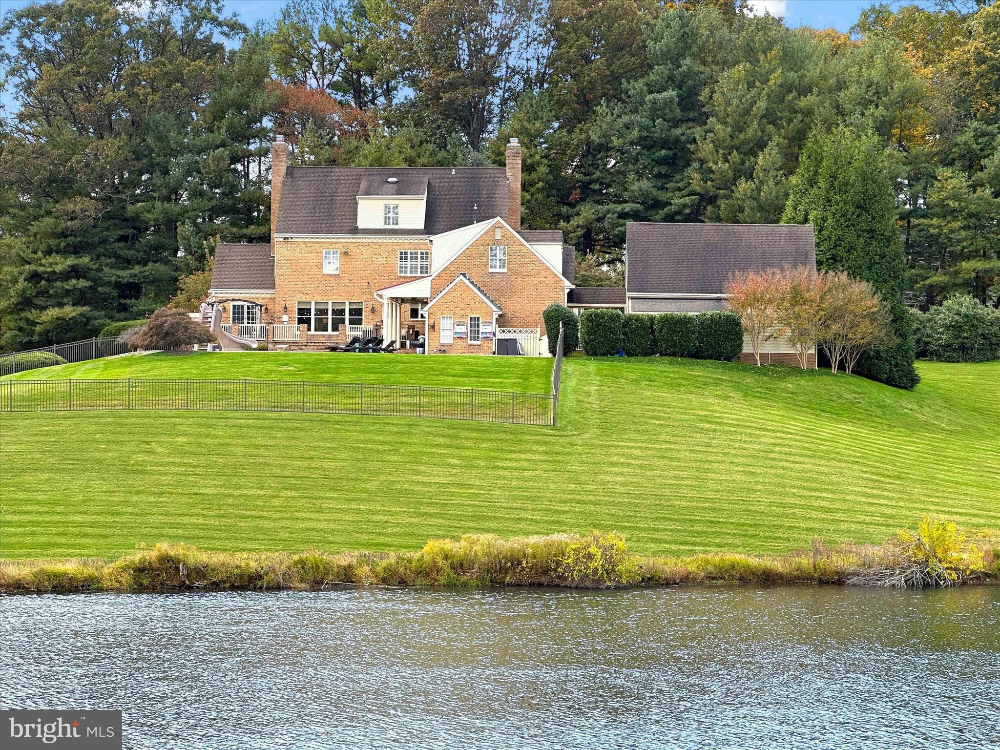 TODD LAKES - Residential