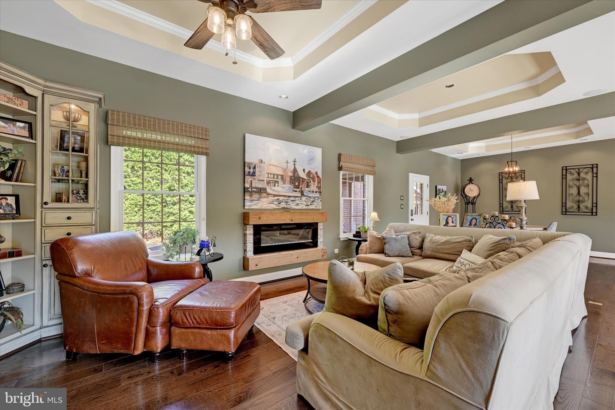 TODD LAKES - Residential