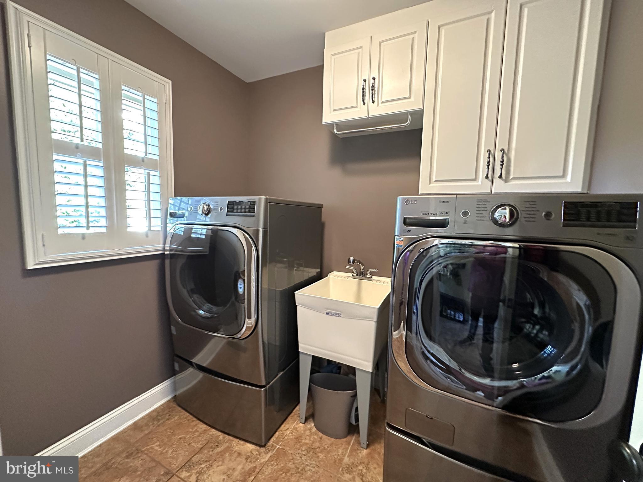 TODD LAKES - Residential