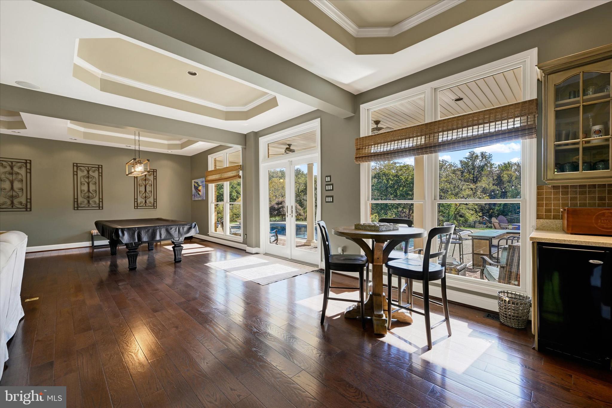 TODD LAKES - Residential