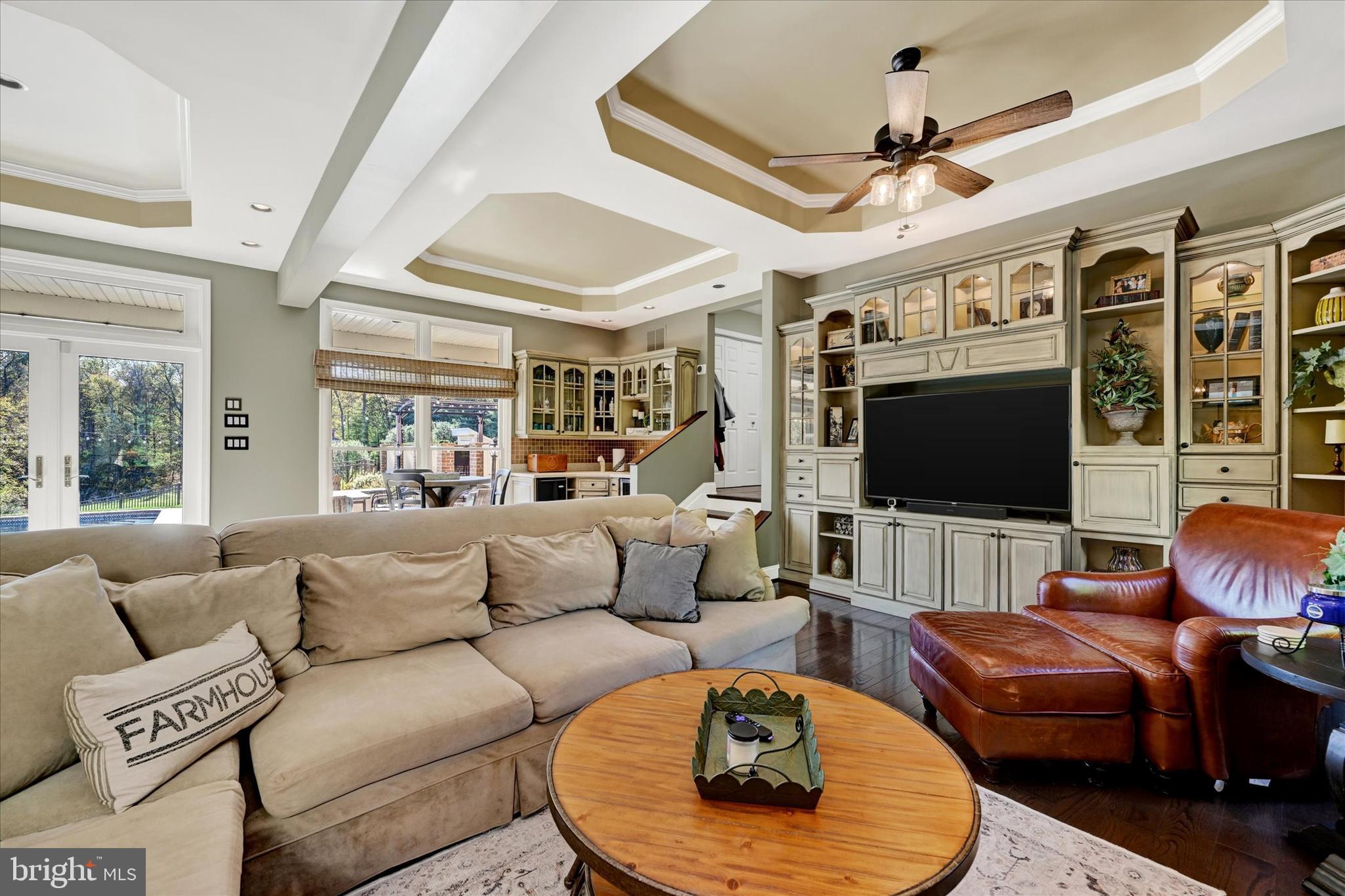 TODD LAKES - Residential