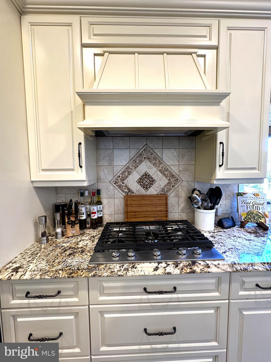 TODD LAKES - Residential