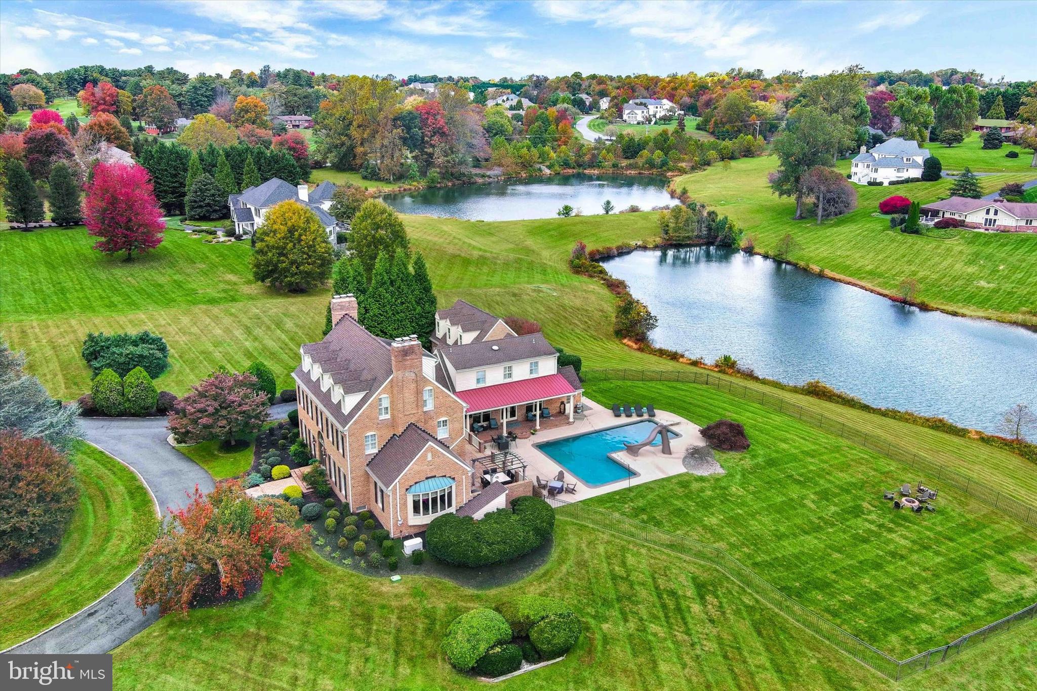 TODD LAKES - Residential