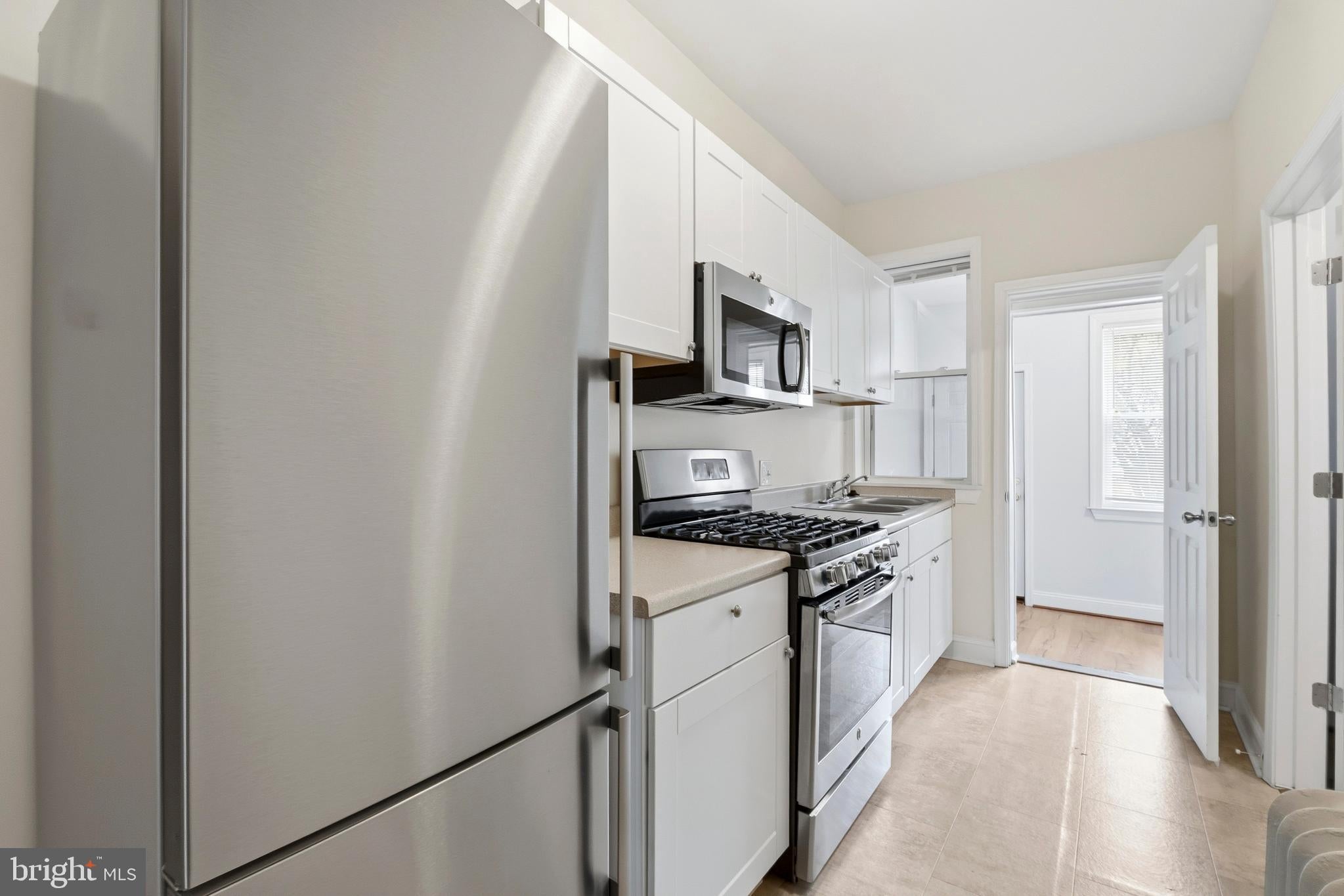 237 15th St SE, Washington, DC, 20003, USA, 3 Bedrooms Bedrooms, ,2 BathroomsBathrooms,Townhouse,Active,237 15th St SE,DCDC2243498
