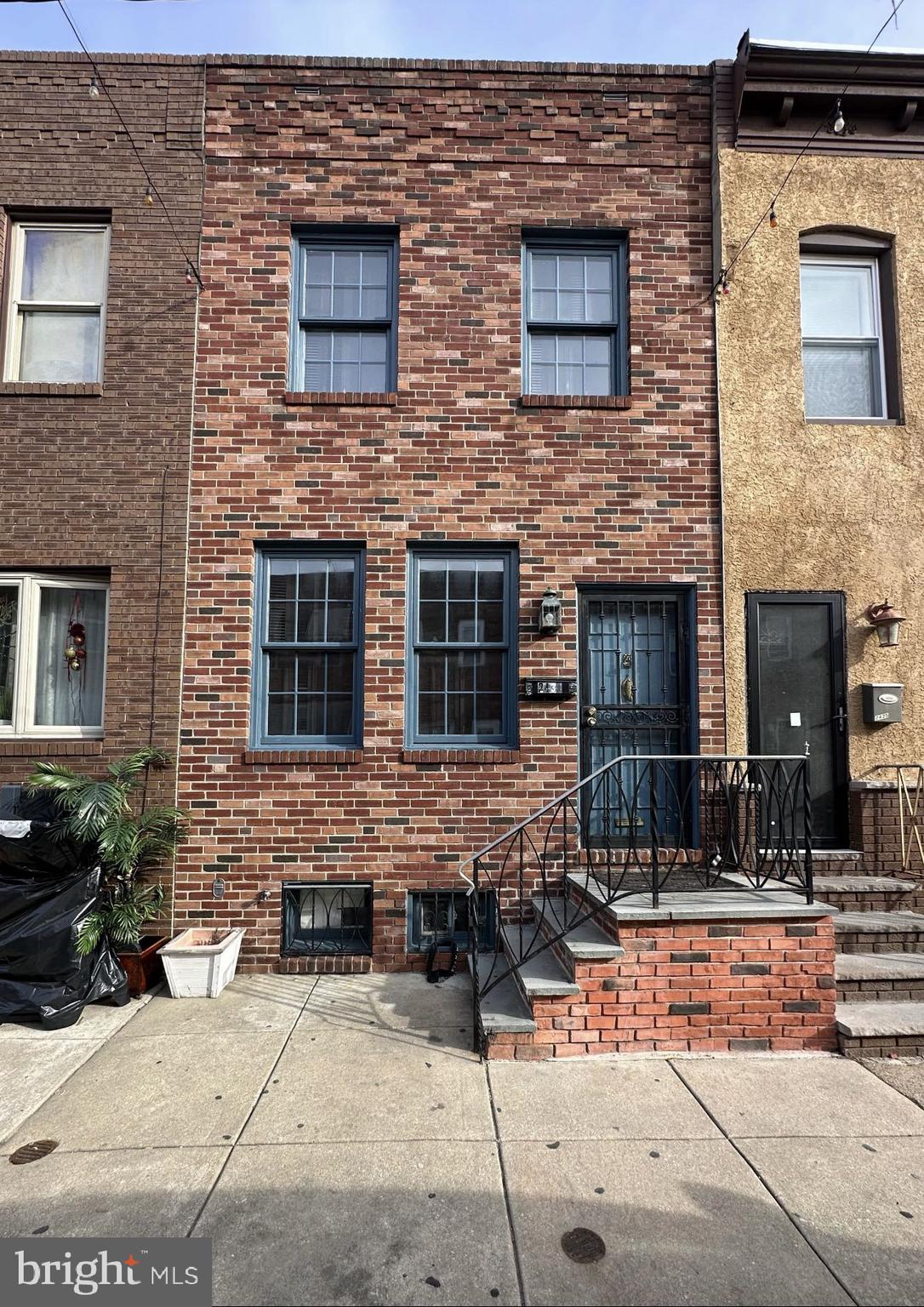 LOWER MOYAMENSING - Residential