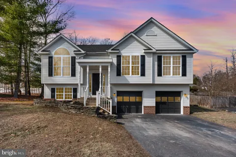 10610 Crestwood Drive, Spotsylvania, VA MLS: VASP2031184