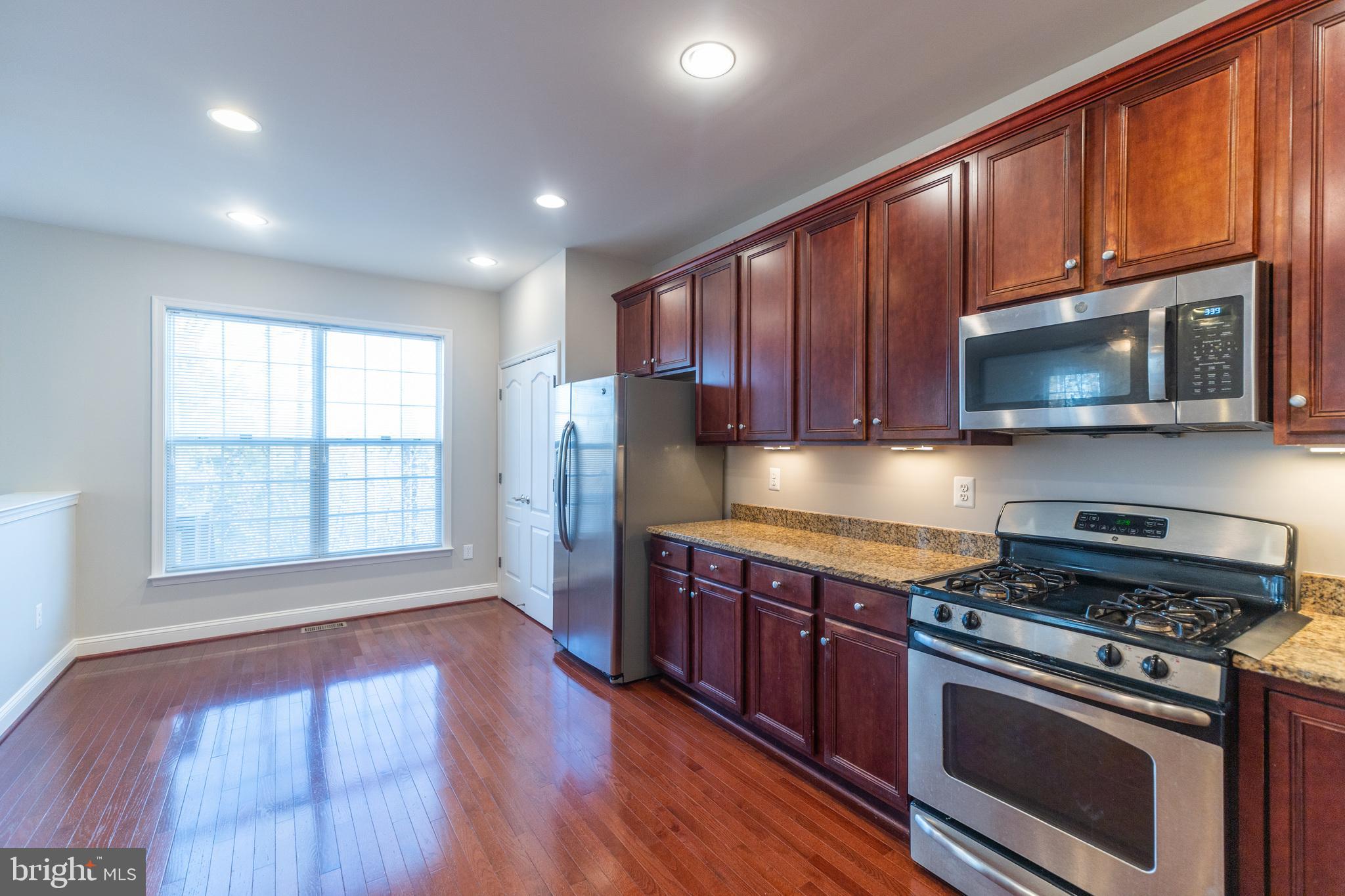 SPYGLASS HILL - Residential