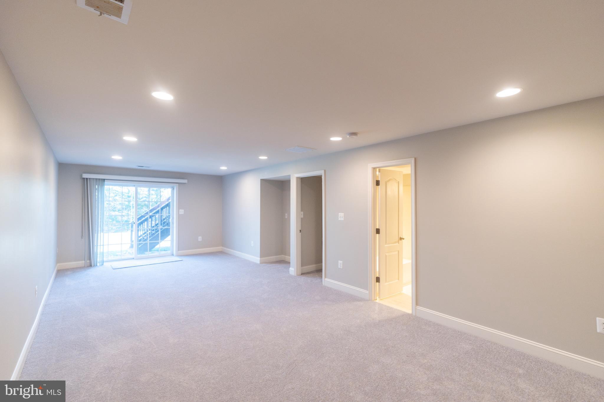 SPYGLASS HILL - Residential