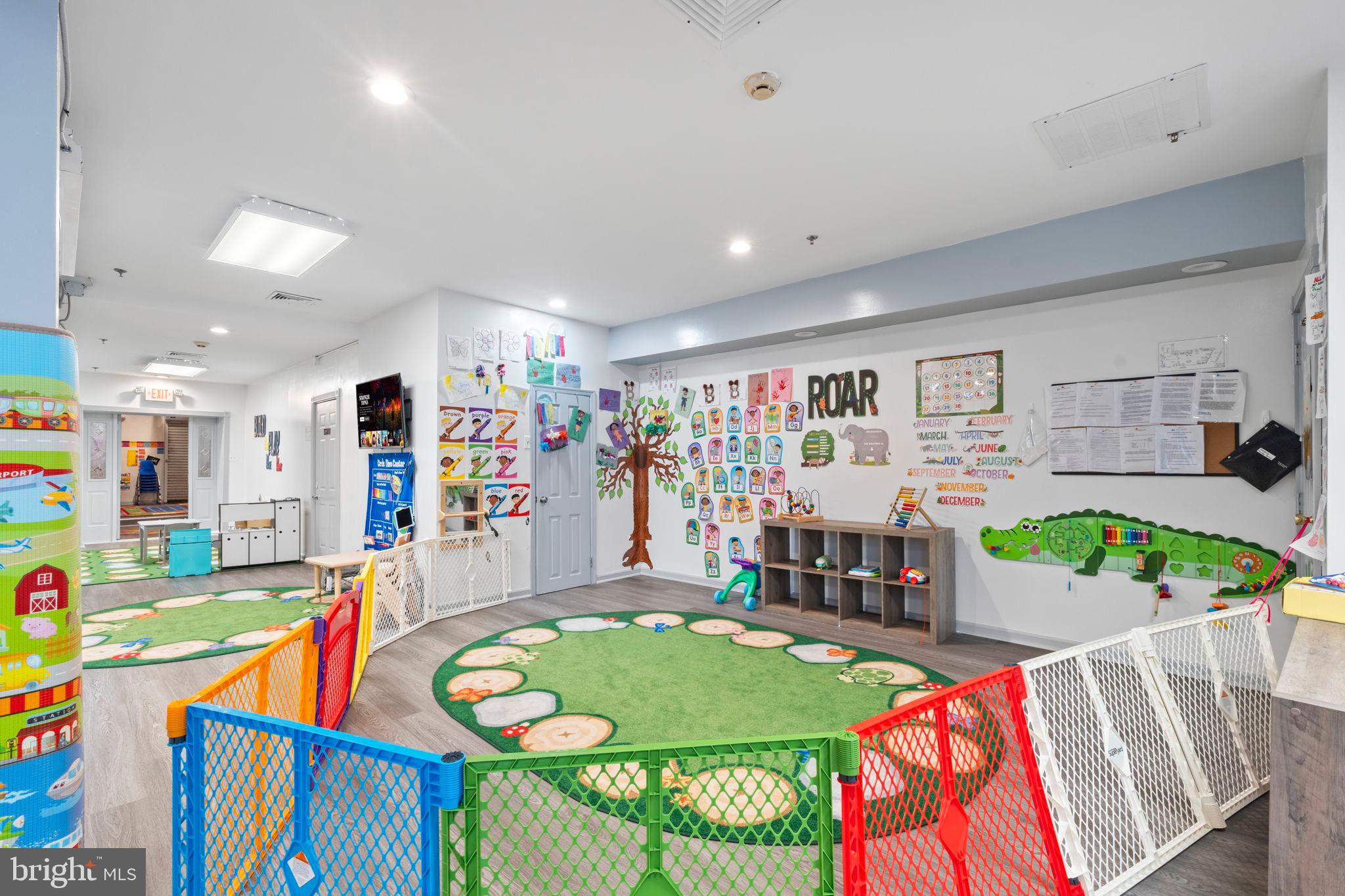 4902 RISING SUN AVENUE 6