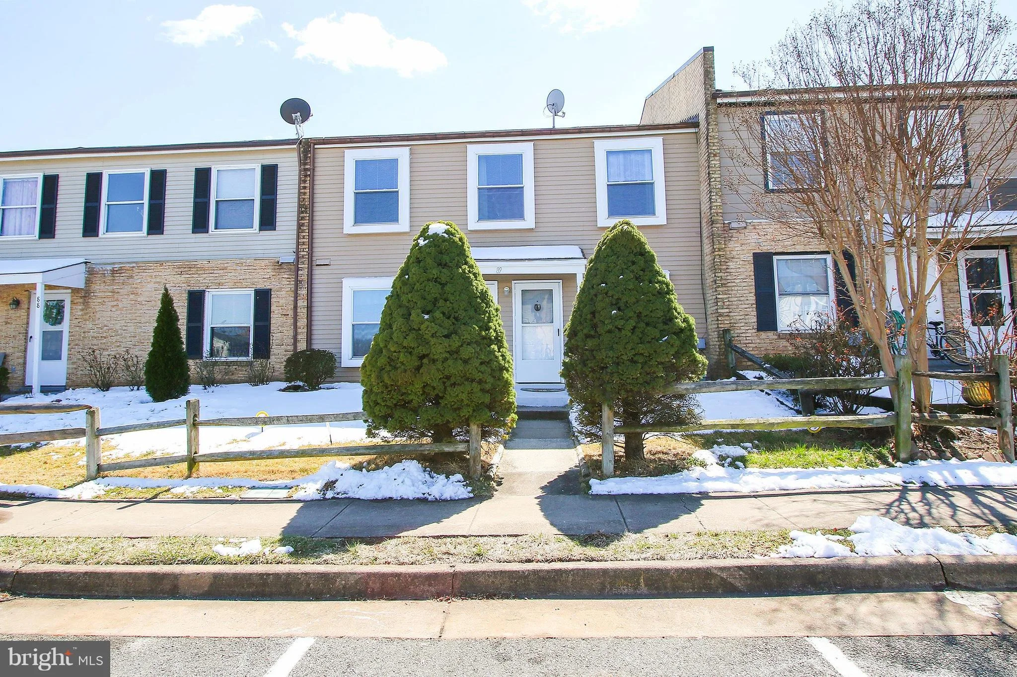 89 Adams Drive NE, Leesburg, VA 20176