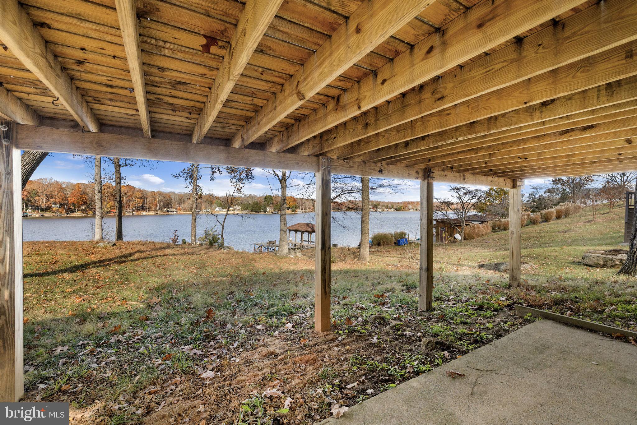 BLUE RIDGE SHORES - Residential